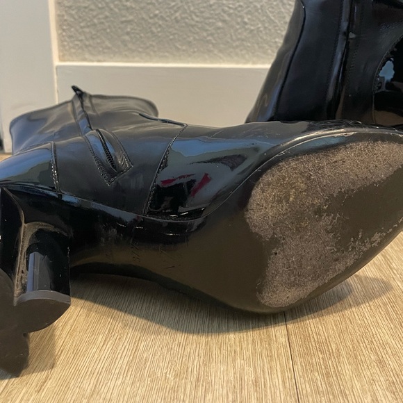 Louis Vuitton Patent Leather Boots - Picture 2 of 5